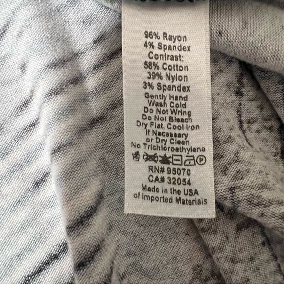 Anthropologie Weston Shirt with Black Lace Cap Sleeves. Sz Small Great Condition - Picture 9 of 12